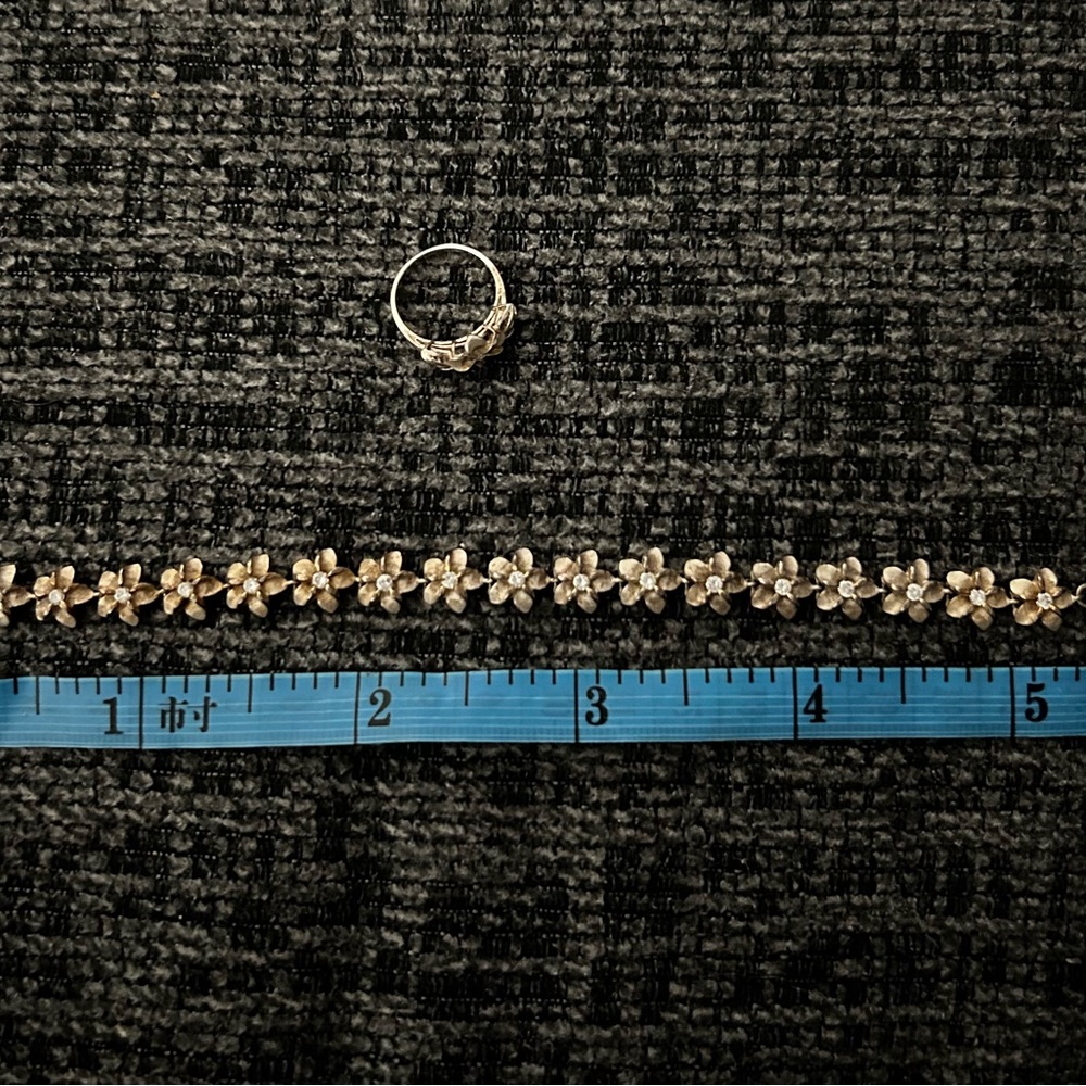 Vintage Hawaiian floral bracelet and matching ring